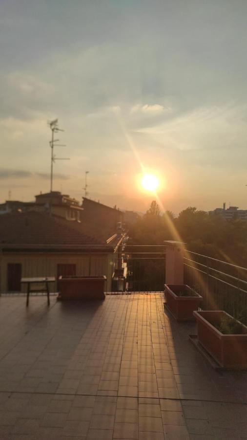 Camere In Appartamento Condiviso Vista San Luca Bologna Exterior photo